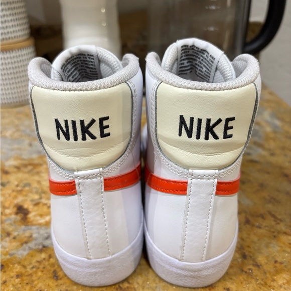 Nike Blazer Mid size 3.5 - Picture 4 of 9
